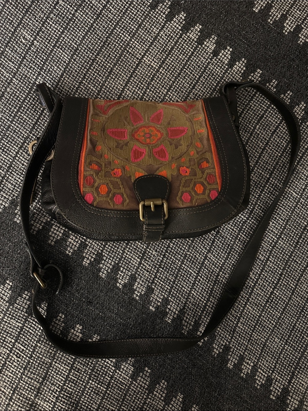 Embroidered Fossil Leather Bag